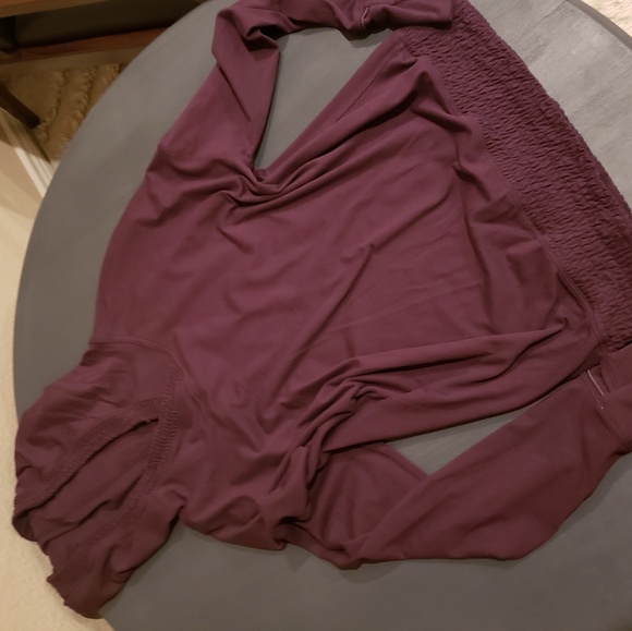 Lululemon pullover - Picture 3 of 6